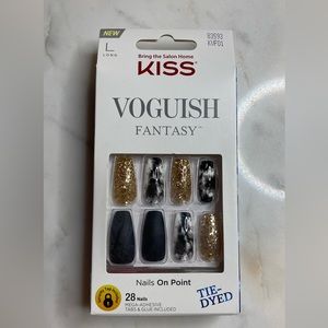 Kiss Voguish Fantasy Press On Nails